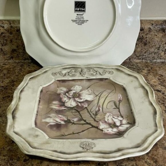 222 FIFTH Serving platters 10.5 x 10.5 inches - Picture 2 of 2